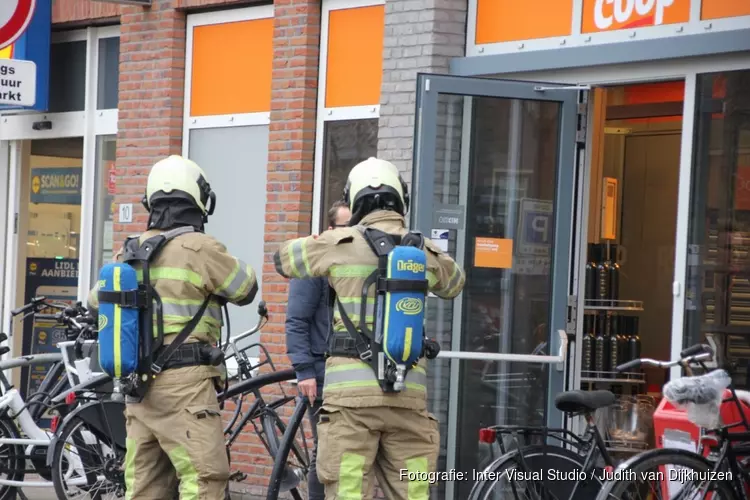 Coop Eemnes tijdelijk dicht na vreemde geur