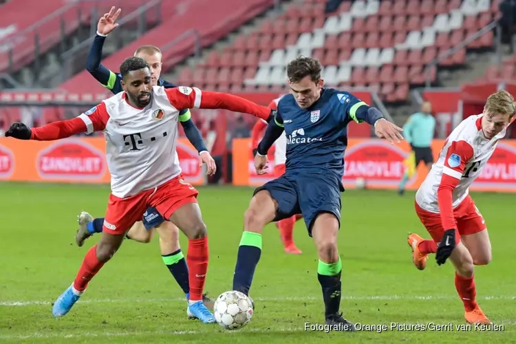 FC Utrecht ontsnapt aan nederlaag tegen PEC Zwolle