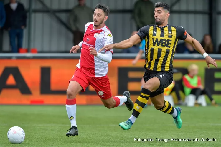 Het zit IJsselmeervogels eindelijk eens mee. Rijnsburgse Boys in slotfase geklopt