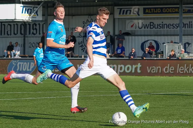 Spakenburg pakt belangrijke punten tegen Excelsior Maassluis na sterke eerste helft