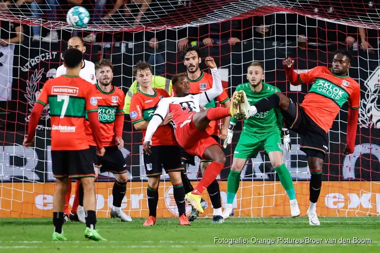 Keepers blinken uit bij FC Utrecht-NEC