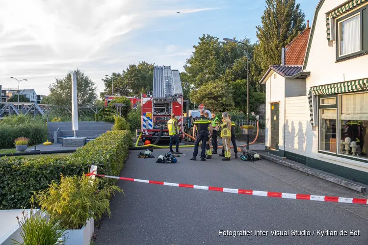 Flinke brand bij woning in Amstelhoek