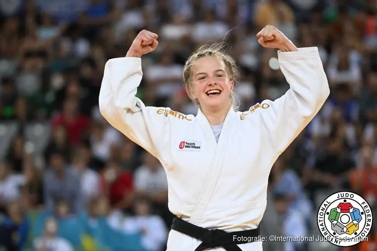 Judoka Xanne van Lijf grijpt het brons op het WK-18