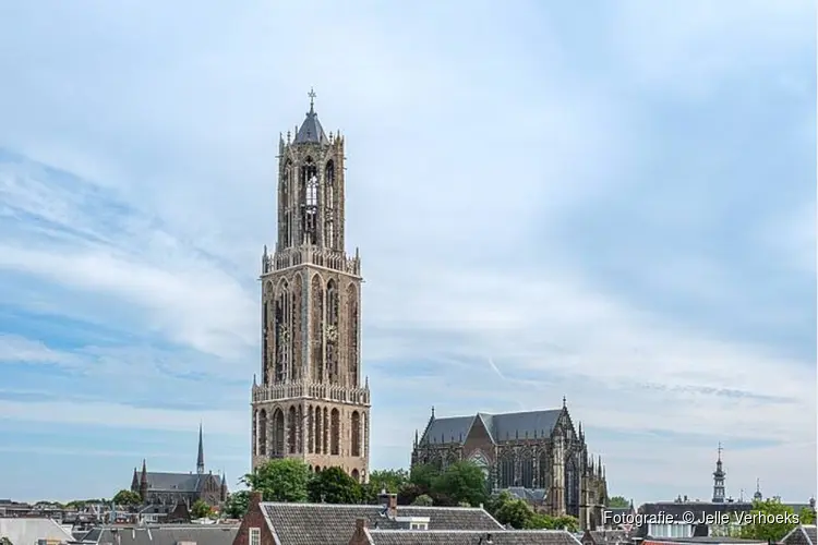 Koningin Máxima aanwezig bij feestelijke oplevering Domtoren