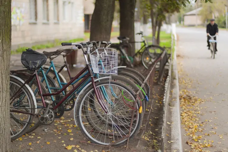 Fietsenstalling Jaarbeursplein per direct gesloten voor onderzoek